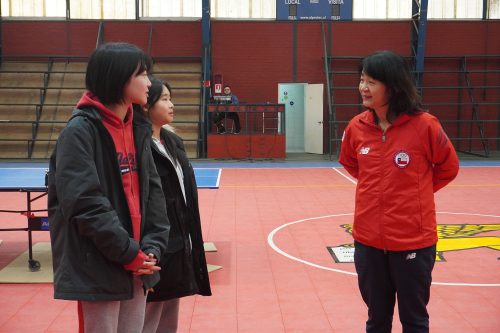 Tania Zeng dio Clínica de Tenis de Mesa en nuestro colegio