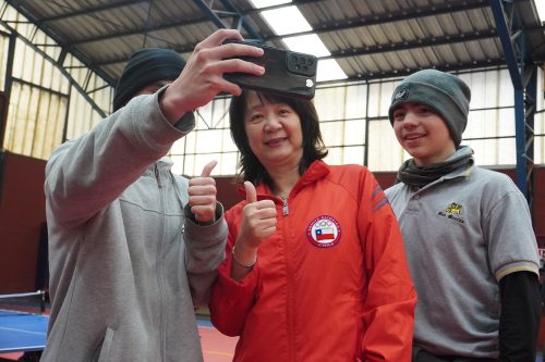 Tania Zeng dio Clínica de Tenis de Mesa en nuestro colegio