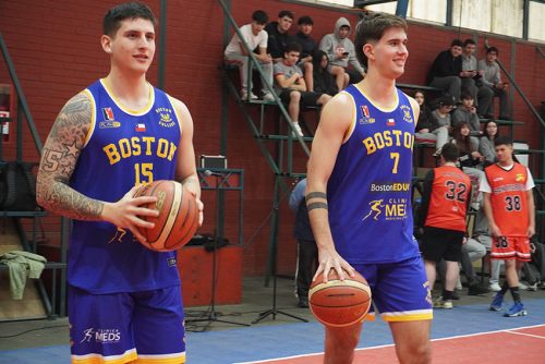 Visita de Sebastián Herrera y Clínica de Básquetbol en Colegio San Marcos de Macul