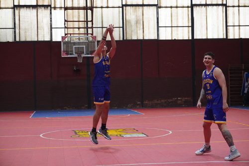 Visita de Sebastián Herrera y Clínica de Básquetbol en Colegio San Marcos de Macul