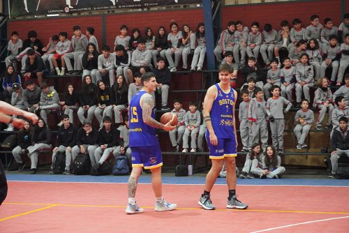 Visita de Sebastián Herrera y Clínica de Básquetbol en Colegio San Marcos de Macul