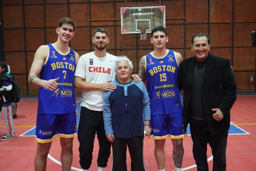Visita de Sebastián Herrera y Clínica de Básquetbol en Colegio San Marcos de Macul