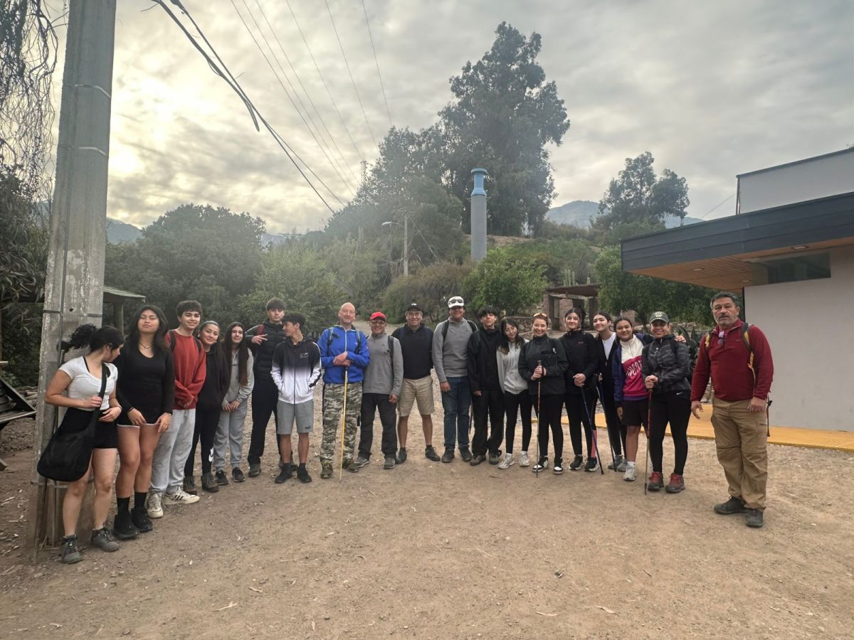 II Medio “A” realizó trekking en Aguas de San Ramón