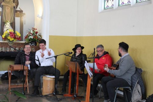 Misa  Comunitaria  “a la  chilena”
