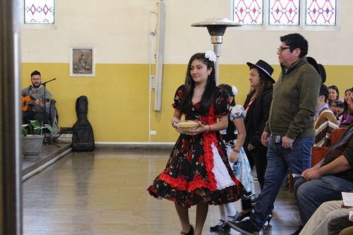 Misa  Comunitaria  “a la  chilena”