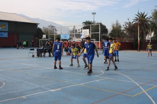 BASQUETBOL VARONES INTERMEDIA COMPETENCIA BOSTONEDUCA