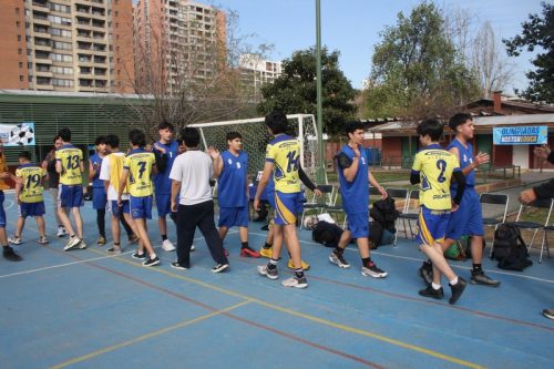 BASQUETBOL VARONES INTERMEDIA COMPETENCIA BOSTONEDUCA