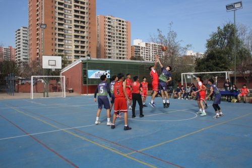 BASQUETBOL VARONES INTERMEDIA COMPETENCIA BOSTONEDUCA
