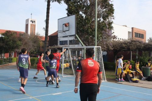 BASQUETBOL VARONES INTERMEDIA COMPETENCIA BOSTONEDUCA