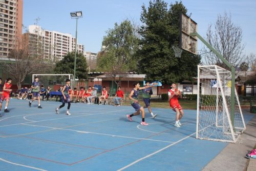 BASQUETBOL VARONES INTERMEDIA COMPETENCIA BOSTONEDUCA