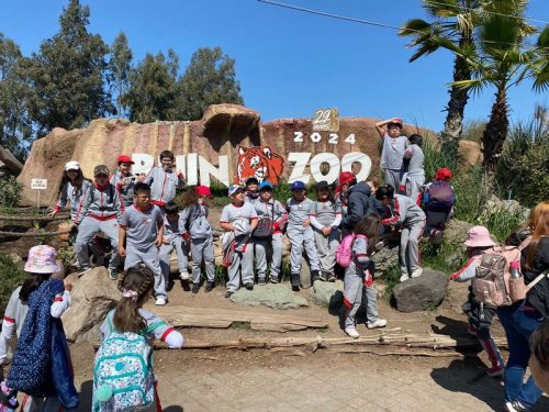 SEGUNDOS  BÁSICOS  VISITAN EL  BUIN ZOO