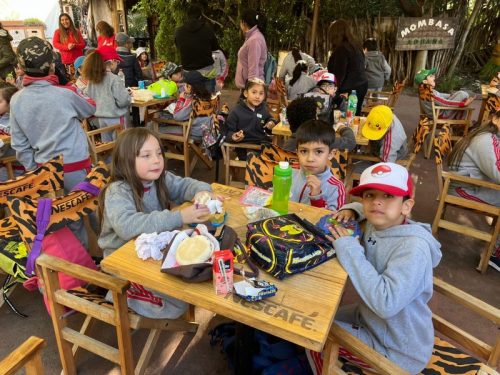 SEGUNDOS  BÁSICOS  VISITAN EL  BUIN ZOO