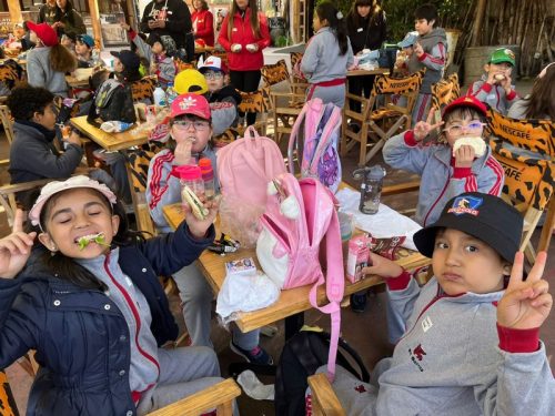 SEGUNDOS  BÁSICOS  VISITAN EL  BUIN ZOO