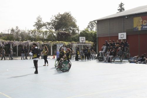 ACTIVIDAD DE  DEPORTE  ADAPTADO (HANDBOL EN  SILLA  DE RUEDAS)