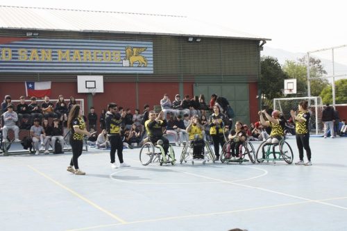 ACTIVIDAD DE  DEPORTE  ADAPTADO (HANDBOL EN  SILLA  DE RUEDAS)
