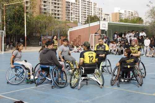 ACTIVIDAD DE  DEPORTE  ADAPTADO (HANDBOL EN  SILLA  DE RUEDAS)