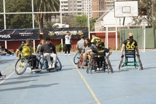 ACTIVIDAD DE  DEPORTE  ADAPTADO (HANDBOL EN  SILLA  DE RUEDAS)