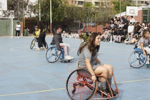 ACTIVIDAD DE  DEPORTE  ADAPTADO (HANDBOL EN  SILLA  DE RUEDAS)
