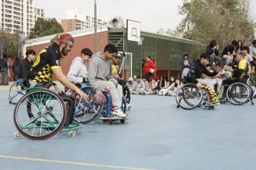 ACTIVIDAD DE  DEPORTE  ADAPTADO (HANDBOL EN  SILLA  DE RUEDAS)