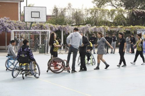 ACTIVIDAD DE  DEPORTE  ADAPTADO (HANDBOL EN  SILLA  DE RUEDAS)