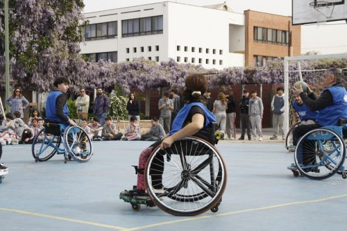 ACTIVIDAD DE  DEPORTE  ADAPTADO (HANDBOL EN  SILLA  DE RUEDAS)