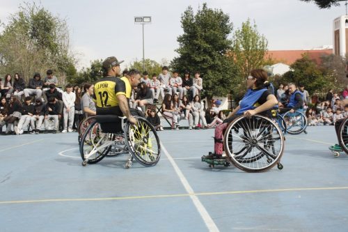 ACTIVIDAD DE  DEPORTE  ADAPTADO (HANDBOL EN  SILLA  DE RUEDAS)