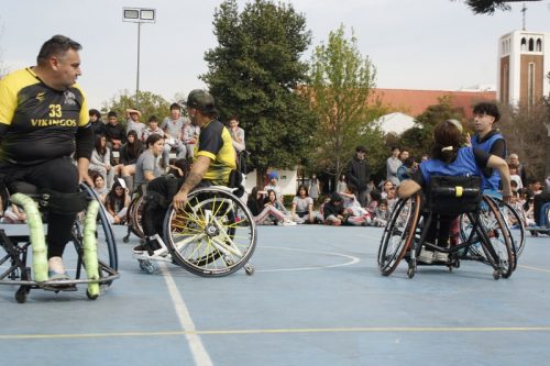 ACTIVIDAD DE  DEPORTE  ADAPTADO (HANDBOL EN  SILLA  DE RUEDAS)
