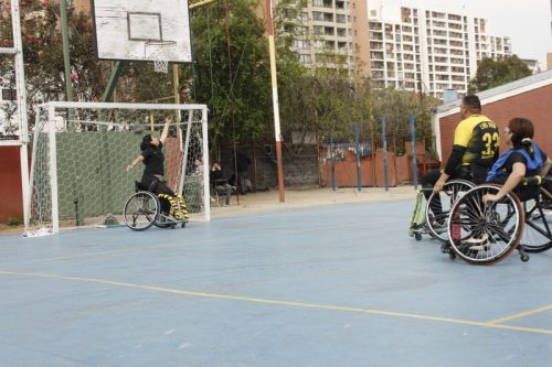 ACTIVIDAD DE  DEPORTE  ADAPTADO (HANDBOL EN  SILLA  DE RUEDAS)