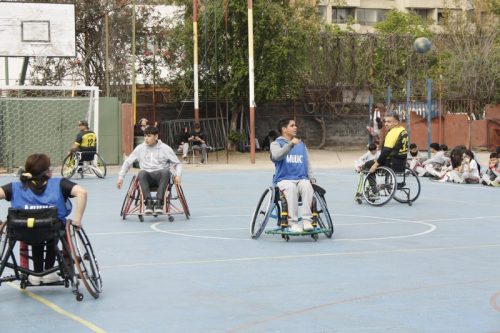 ACTIVIDAD DE  DEPORTE  ADAPTADO (HANDBOL EN  SILLA  DE RUEDAS)