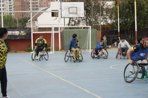 ACTIVIDAD DE  DEPORTE  ADAPTADO (HANDBOL EN  SILLA  DE RUEDAS)