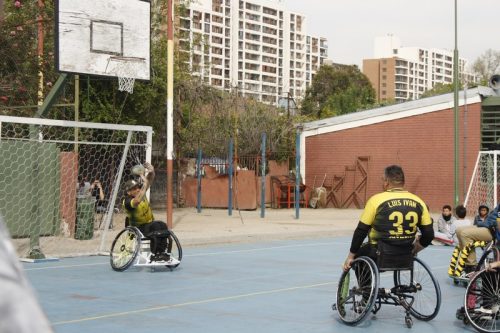 ACTIVIDAD DE  DEPORTE  ADAPTADO (HANDBOL EN  SILLA  DE RUEDAS)