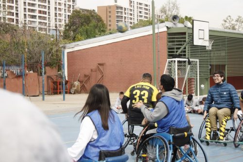 ACTIVIDAD DE  DEPORTE  ADAPTADO (HANDBOL EN  SILLA  DE RUEDAS)