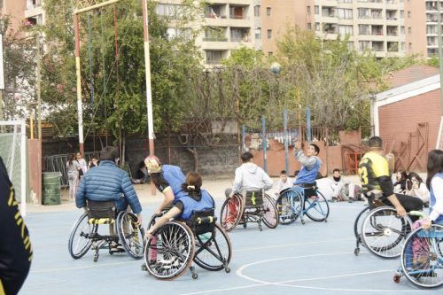 ACTIVIDAD DE  DEPORTE  ADAPTADO (HANDBOL EN  SILLA  DE RUEDAS)