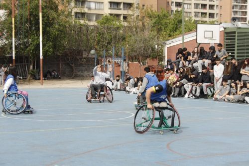ACTIVIDAD DE  DEPORTE  ADAPTADO (HANDBOL EN  SILLA  DE RUEDAS)