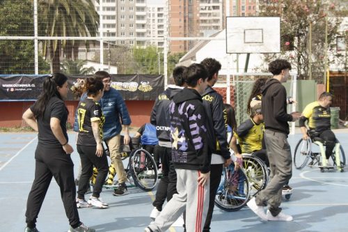 ACTIVIDAD DE  DEPORTE  ADAPTADO (HANDBOL EN  SILLA  DE RUEDAS)