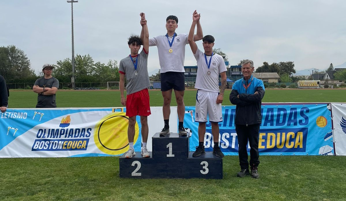 Torneo de Atletismo 7° Básico a IV Medio en Olimpiadas BostonEduca