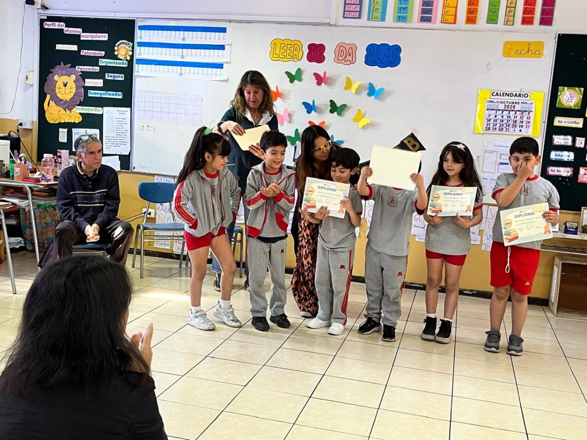 RECONOCIMIENTO  POR  LECTOESCRITURA  A ESTUDIANTES  DE1° BÁSICO