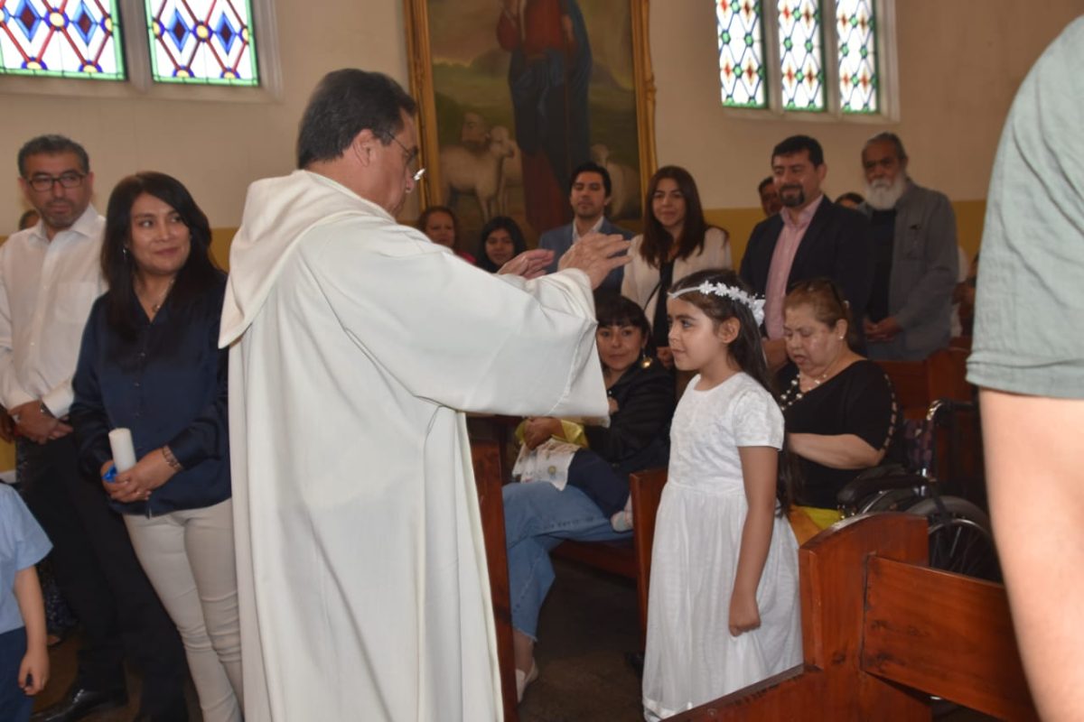 Misa  de Bautismo  estudiantes marquianos