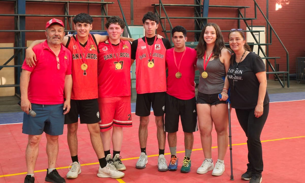 DESPEDIDA DE BASQUETBOLISTA MARQUIANOS QUE EGRESAN