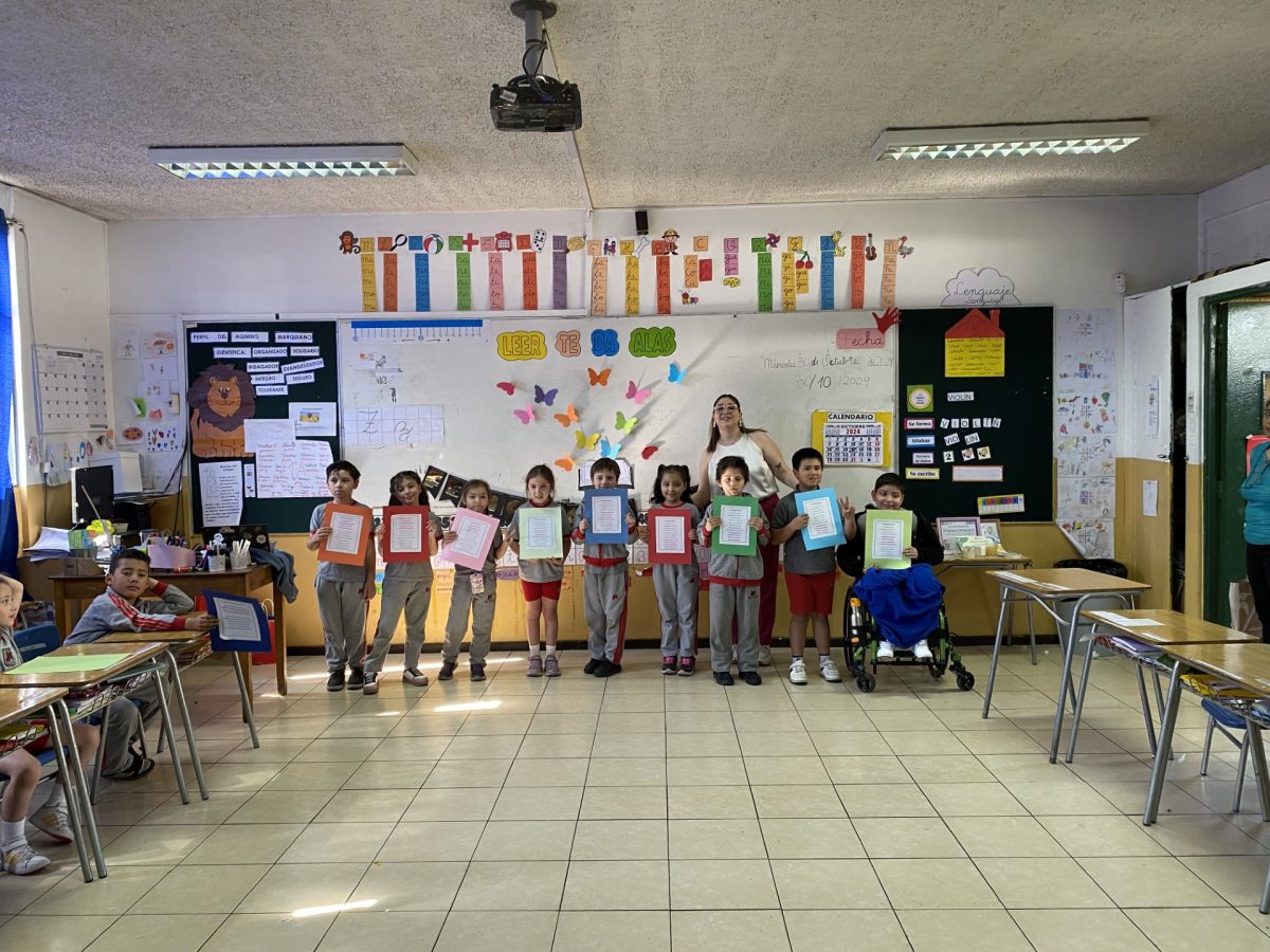 RECONOCIMIENTO  POR  LECTOESCRITURA  A ESTUDIANTES  DE1° BÁSICO