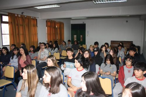 Charla del Profesor  Cristián  Raveau