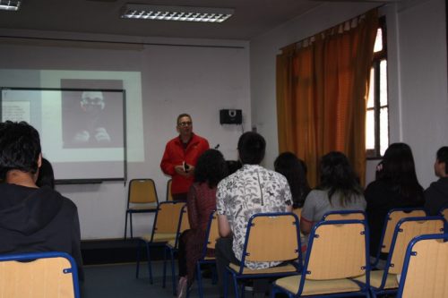 Charla del Profesor  Cristián  Raveau