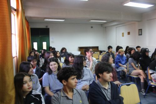 Charla del Profesor  Cristián  Raveau