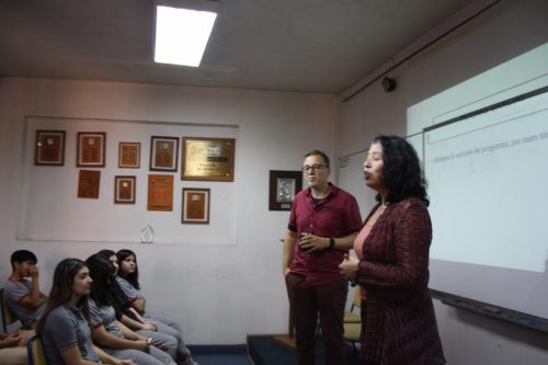 Charla del Profesor  Cristián  Raveau