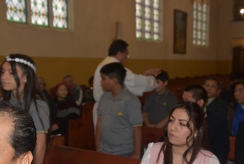 12 nuevos hijos, presenta el colegio a Dios