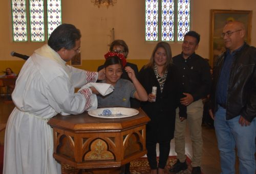 12 nuevos hijos, presenta el colegio a Dios