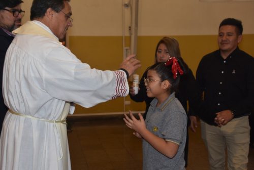 12 nuevos hijos, presenta el colegio a Dios