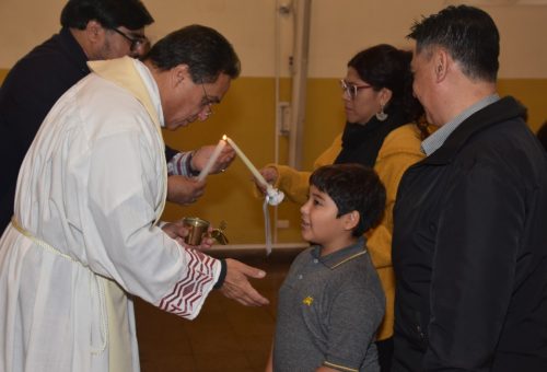 12 nuevos hijos, presenta el colegio a Dios