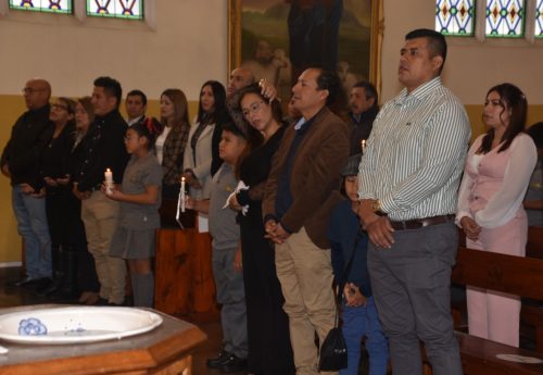 12 nuevos hijos, presenta el colegio a Dios