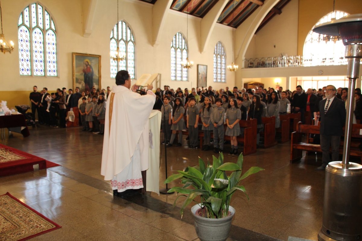 Misa de primeras comuniones